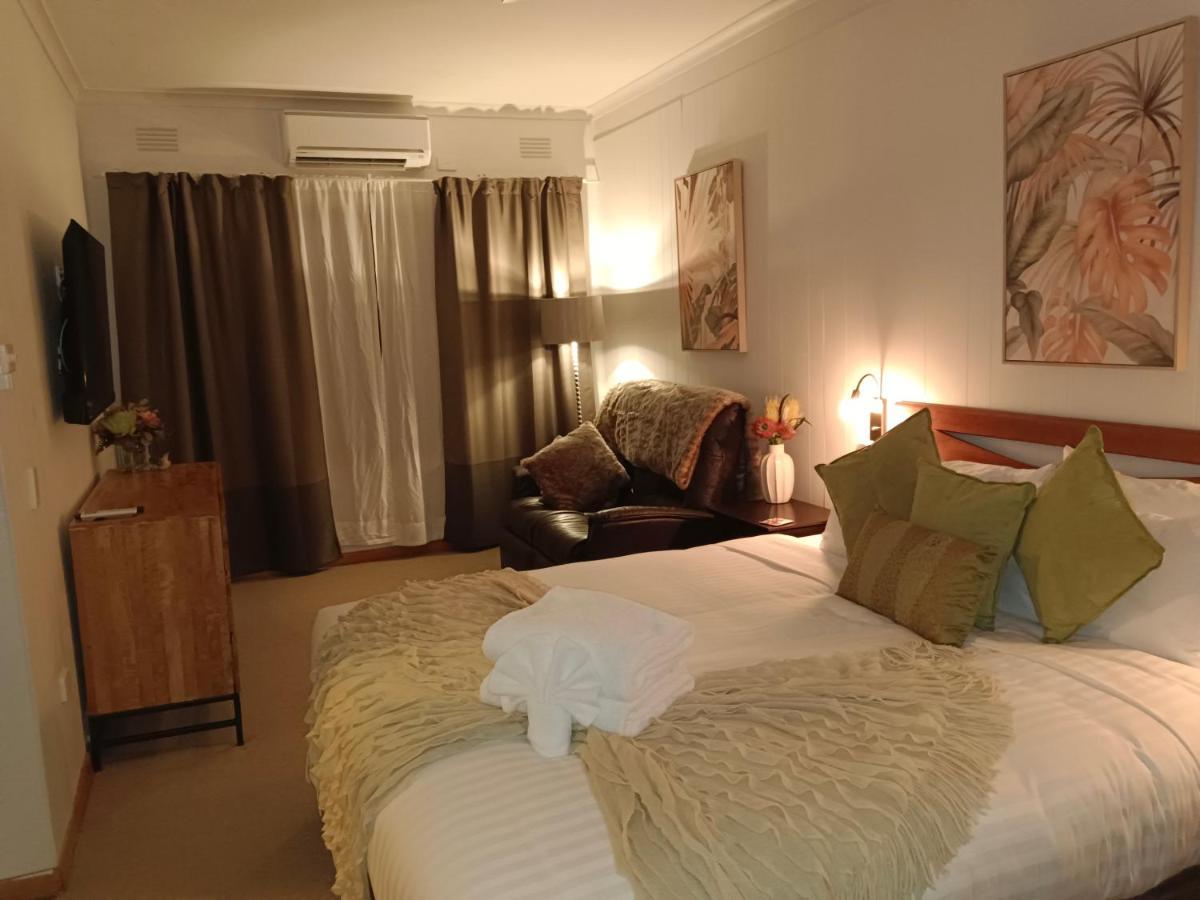 פורפנקה Buffalo Motel And Country Retreat מראה חיצוני תמונה