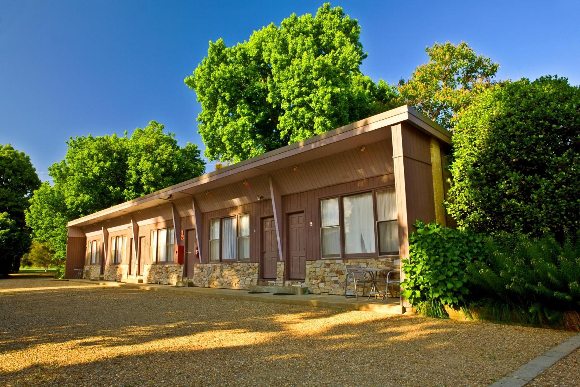 פורפנקה Buffalo Motel And Country Retreat מראה חיצוני תמונה